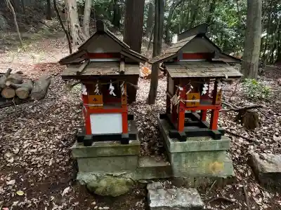和爾下神社の{uncategorized: "未分類", other: "その他", undefined: "問題あり", building: "その他建物", grave: "お墓", sacred_gate: "鳥居", guardian: "狛犬", statue: "像", buddha: "仏像", history: "歴史", nature: "自然", garden: "庭園", animal: "動物", pagoda: "塔", temizu: "手水舎", mountain_gate: "山門・神門", sanctuary: "本殿・本堂", subordinate: "末社・摂社", art: "芸術", scenery: "景色", jizo: "地蔵", ema: "絵馬", goshuin: "御朱印", omikuji: "おみくじ", items: "授与品その他", amulet: "お守り", goshuincho: "御朱印帳", eats: "食事", festival: "お祭り", votive_dance: "神楽", shichigosan: "七五三参", wedding: "結婚式", experience: "体験その他", initially: "初詣", around: "周辺", anti_infection: "感染症対策"}