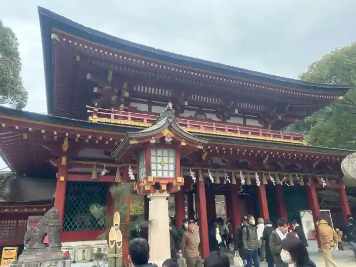 太宰府天満宮の{uncategorized: "未分類", other: "その他", undefined: "問題あり", building: "その他建物", grave: "お墓", sacred_gate: "鳥居", guardian: "狛犬", statue: "像", buddha: "仏像", history: "歴史", nature: "自然", garden: "庭園", animal: "動物", pagoda: "塔", temizu: "手水舎", mountain_gate: "山門・神門", sanctuary: "本殿・本堂", subordinate: "末社・摂社", art: "芸術", scenery: "景色", jizo: "地蔵", ema: "絵馬", goshuin: "御朱印", omikuji: "おみくじ", items: "授与品その他", amulet: "お守り", goshuincho: "御朱印帳", eats: "食事", festival: "お祭り", votive_dance: "神楽", shichigosan: "七五三参", wedding: "結婚式", experience: "体験その他", initially: "初詣", around: "周辺", anti_infection: "感染症対策"}