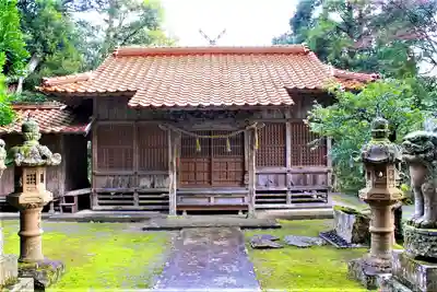 生馬神社の本殿・本堂