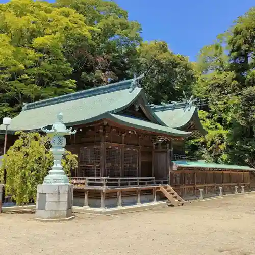 小名浜諏訪神社の本殿