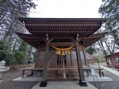 阿久津「田村神社」（郡山市阿久津町）旧社名：伊豆箱根三嶋三社の{uncategorized: "未分類", other: "その他", undefined: "問題あり", building: "その他建物", grave: "お墓", sacred_gate: "鳥居", guardian: "狛犬", statue: "像", buddha: "仏像", history: "歴史", nature: "自然", garden: "庭園", animal: "動物", pagoda: "塔", temizu: "手水舎", mountain_gate: "山門・神門", sanctuary: "本殿・本堂", subordinate: "末社・摂社", art: "芸術", scenery: "景色", jizo: "地蔵", ema: "絵馬", goshuin: "御朱印", omikuji: "おみくじ", items: "授与品その他", amulet: "お守り", goshuincho: "御朱印帳", eats: "食事", festival: "お祭り", votive_dance: "神楽", shichigosan: "七五三参", wedding: "結婚式", experience: "体験その他", initially: "初詣", around: "周辺", anti_infection: "感染症対策"}