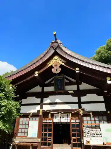 三輪神社の本殿・本堂