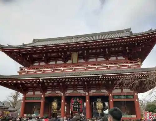 浅草寺の山門