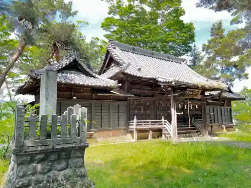 健御名方富命彦神別神社の本殿