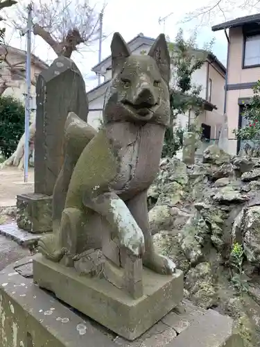 稲荷神社の狛犬