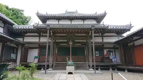 報恩講寺の本殿・本堂