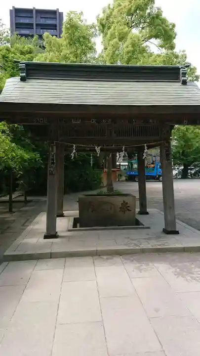 稲毛神社の手水舎