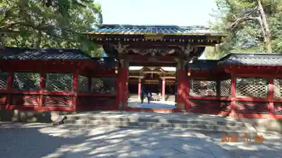 根津神社の山門・神門
