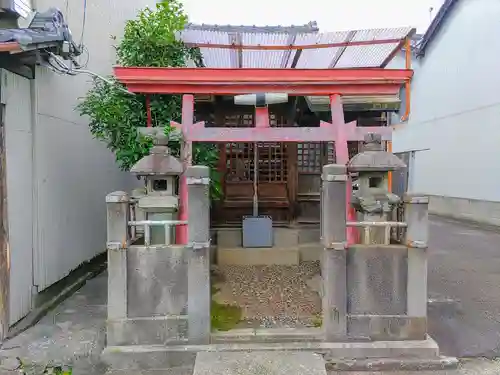 稲荷神社の鳥居