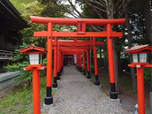 湯倉神社の末社・摂社