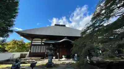 法長寺の本殿・本堂