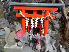 讃岐小白稲荷神社の建物その他