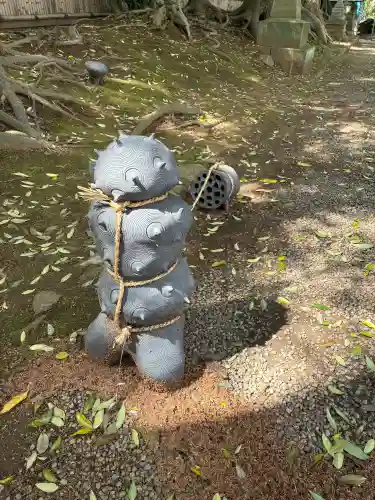 常陸國總社宮の{uncategorized: "未分類", other: "その他", undefined: "問題あり", building: "その他建物", grave: "お墓", sacred_gate: "鳥居", guardian: "狛犬", statue: "像", buddha: "仏像", history: "歴史", nature: "自然", garden: "庭園", animal: "動物", pagoda: "塔", temizu: "手水舎", mountain_gate: "山門・神門", sanctuary: "本殿・本堂", subordinate: "末社・摂社", art: "芸術", scenery: "景色", jizo: "地蔵", ema: "絵馬", goshuin: "御朱印", omikuji: "おみくじ", items: "授与品その他", amulet: "お守り", goshuincho: "御朱印帳", eats: "食事", festival: "お祭り", votive_dance: "神楽", shichigosan: "七五三参", wedding: "結婚式", experience: "体験その他", initially: "初詣", around: "周辺", anti_infection: "感染症対策"}