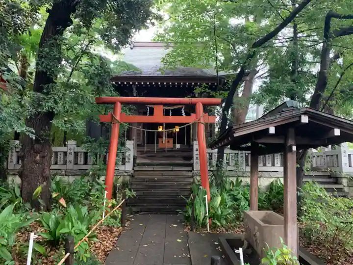 自由が丘熊野神社の末社・摂社
