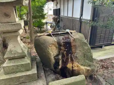 久佐々神社の{uncategorized: "未分類", other: "その他", undefined: "問題あり", building: "その他建物", grave: "お墓", sacred_gate: "鳥居", guardian: "狛犬", statue: "像", buddha: "仏像", history: "歴史", nature: "自然", garden: "庭園", animal: "動物", pagoda: "塔", temizu: "手水舎", mountain_gate: "山門・神門", sanctuary: "本殿・本堂", subordinate: "末社・摂社", art: "芸術", scenery: "景色", jizo: "地蔵", ema: "絵馬", goshuin: "御朱印", omikuji: "おみくじ", items: "授与品その他", amulet: "お守り", goshuincho: "御朱印帳", eats: "食事", festival: "お祭り", votive_dance: "神楽", shichigosan: "七五三参", wedding: "結婚式", experience: "体験その他", initially: "初詣", around: "周辺", anti_infection: "感染症対策"}