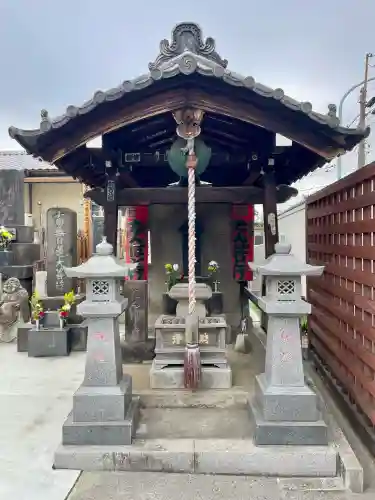 龍谷寺の{uncategorized: "未分類", other: "その他", undefined: "問題あり", building: "その他建物", grave: "お墓", sacred_gate: "鳥居", guardian: "狛犬", statue: "像", buddha: "仏像", history: "歴史", nature: "自然", garden: "庭園", animal: "動物", pagoda: "塔", temizu: "手水舎", mountain_gate: "山門・神門", sanctuary: "本殿・本堂", subordinate: "末社・摂社", art: "芸術", scenery: "景色", jizo: "地蔵", ema: "絵馬", goshuin: "御朱印", omikuji: "おみくじ", items: "授与品その他", amulet: "お守り", goshuincho: "御朱印帳", eats: "食事", festival: "お祭り", votive_dance: "神楽", shichigosan: "七五三参", wedding: "結婚式", experience: "体験その他", initially: "初詣", around: "周辺", anti_infection: "感染症対策"}