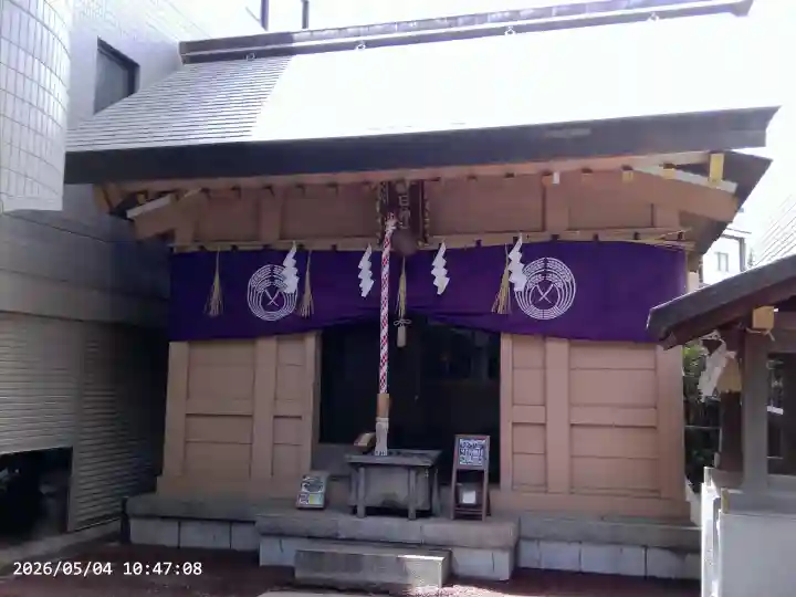 朝日神社の{uncategorized: "未分類", other: "その他", undefined: "問題あり", building: "その他建物", grave: "お墓", sacred_gate: "鳥居", guardian: "狛犬", statue: "像", buddha: "仏像", history: "歴史", nature: "自然", garden: "庭園", animal: "動物", pagoda: "塔", temizu: "手水舎", mountain_gate: "山門・神門", sanctuary: "本殿・本堂", subordinate: "末社・摂社", art: "芸術", scenery: "景色", jizo: "地蔵", ema: "絵馬", goshuin: "御朱印", omikuji: "おみくじ", items: "授与品その他", amulet: "お守り", goshuincho: "御朱印帳", eats: "食事", festival: "お祭り", votive_dance: "神楽", shichigosan: "七五三参", wedding: "結婚式", experience: "体験その他", initially: "初詣", around: "周辺", anti_infection: "感染症対策"}