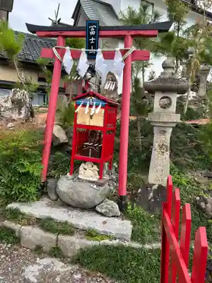 富士浅間宮の末社・摂社