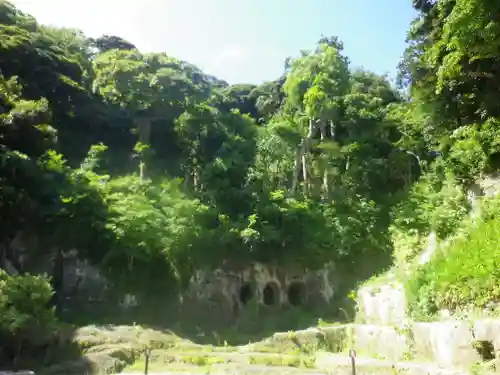 合槌稲荷社跡（遺構）の景色