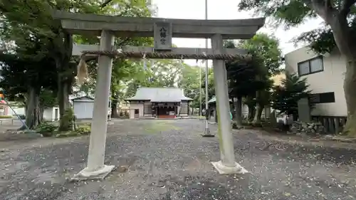 横割八幡宮の鳥居