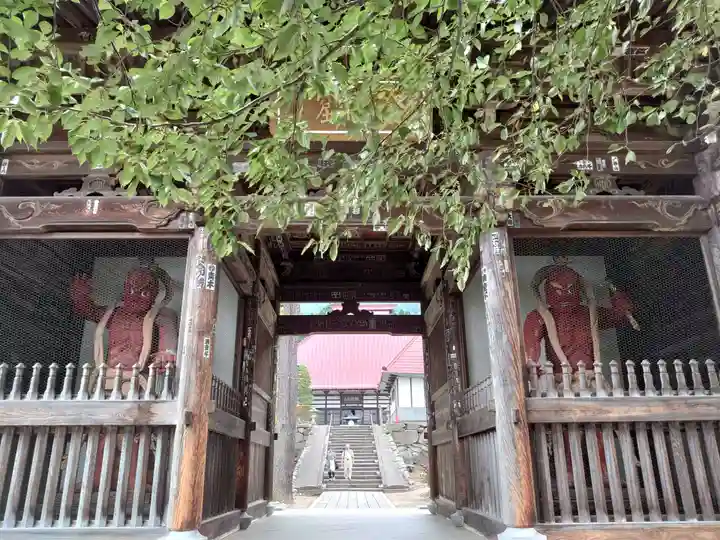岩松院の山門・神門