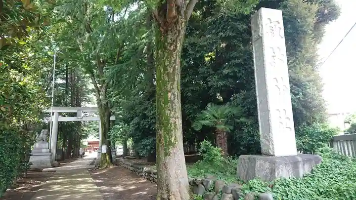 諏訪神社の鳥居