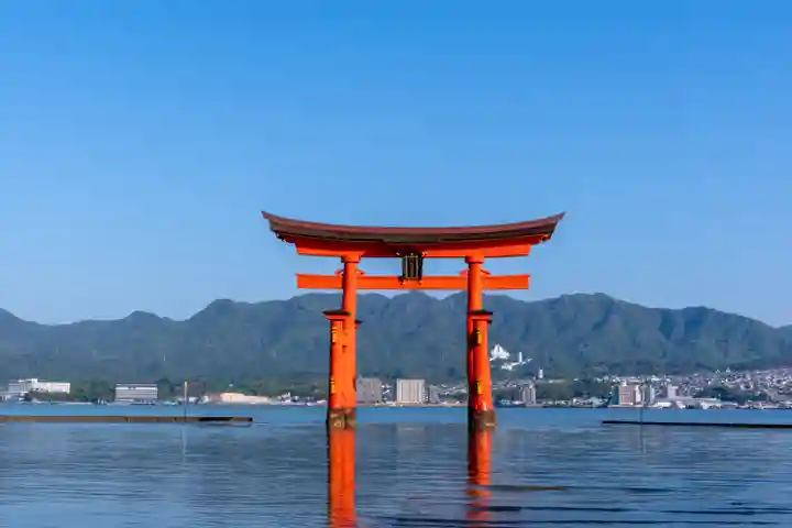 厳島神社(広島県)