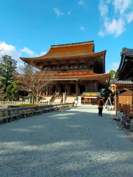 金峯山寺の本殿・本堂