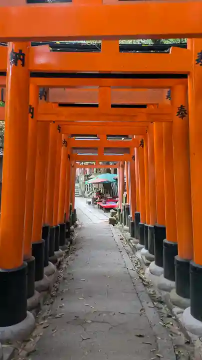 伏見稲荷大社 御膳谷奉拝所(京都府)