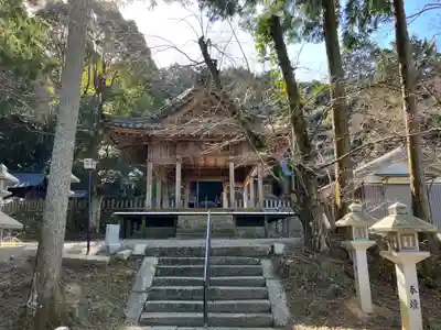 新宮神社の本殿・本堂
