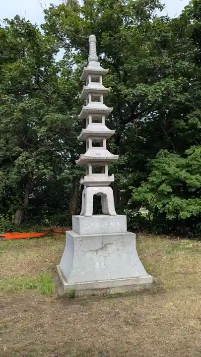 天塩厳島神社の塔