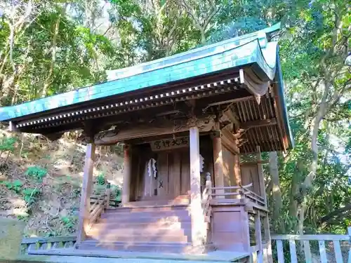 廣石神社の本殿