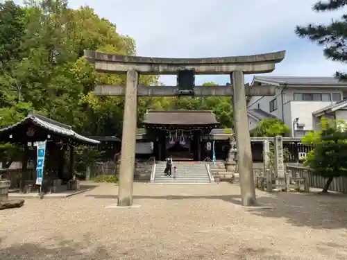 離宮八幡宮の鳥居