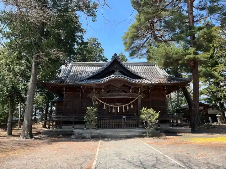 岩崎神社の本殿・本堂