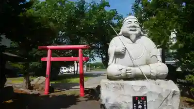 白老八幡神社の像