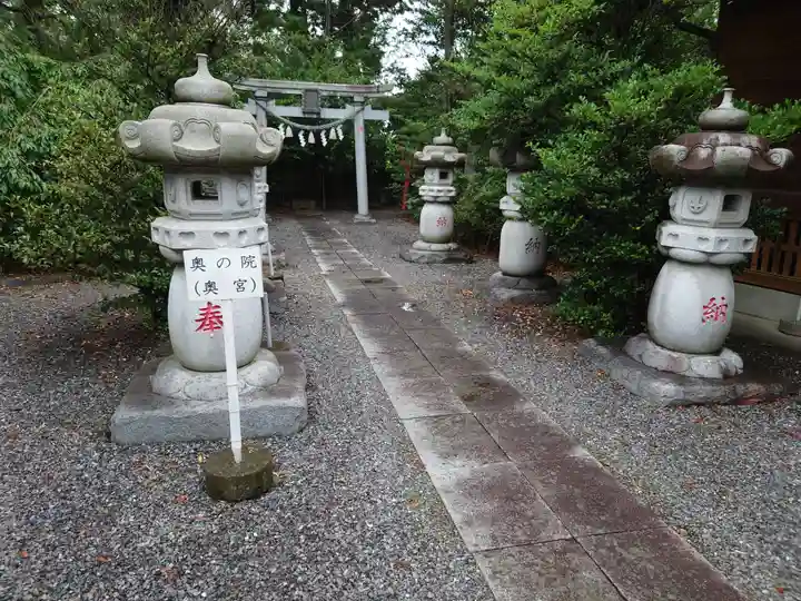 三軒地稲荷神社のその他建物
