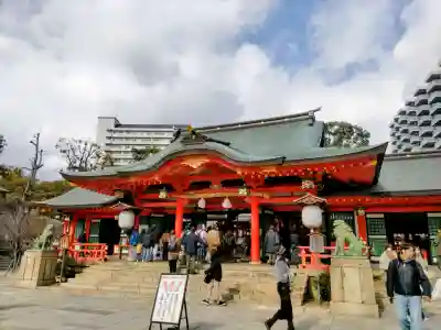 生田神社の{uncategorized: "未分類", other: "その他", undefined: "問題あり", building: "その他建物", grave: "お墓", sacred_gate: "鳥居", guardian: "狛犬", statue: "像", buddha: "仏像", history: "歴史", nature: "自然", garden: "庭園", animal: "動物", pagoda: "塔", temizu: "手水舎", mountain_gate: "山門・神門", sanctuary: "本殿・本堂", subordinate: "末社・摂社", art: "芸術", scenery: "景色", jizo: "地蔵", ema: "絵馬", goshuin: "御朱印", omikuji: "おみくじ", items: "授与品その他", amulet: "お守り", goshuincho: "御朱印帳", eats: "食事", festival: "お祭り", votive_dance: "神楽", shichigosan: "七五三参", wedding: "結婚式", experience: "体験その他", initially: "初詣", around: "周辺", anti_infection: "感染症対策"}