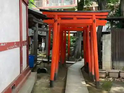 王子稲荷神社の鳥居
