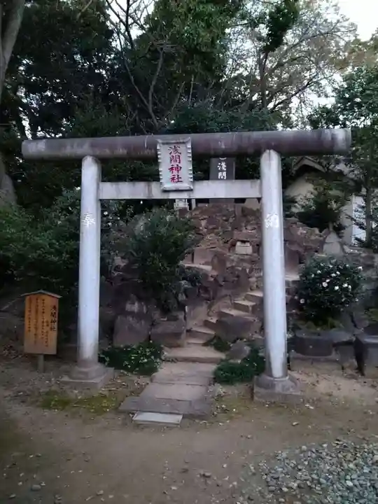 姉埼神社の鳥居
