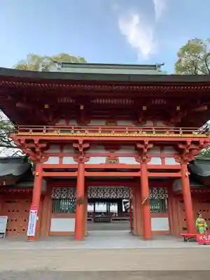 武蔵一宮氷川神社の山門・神門