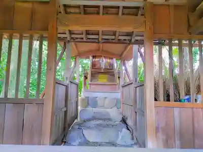 内荒神社（法立）の本殿・本堂