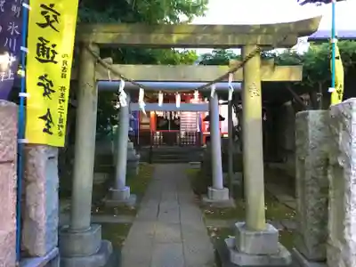 藤神稲荷神社の鳥居