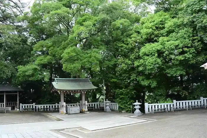 神鳥前川神社の建物その他