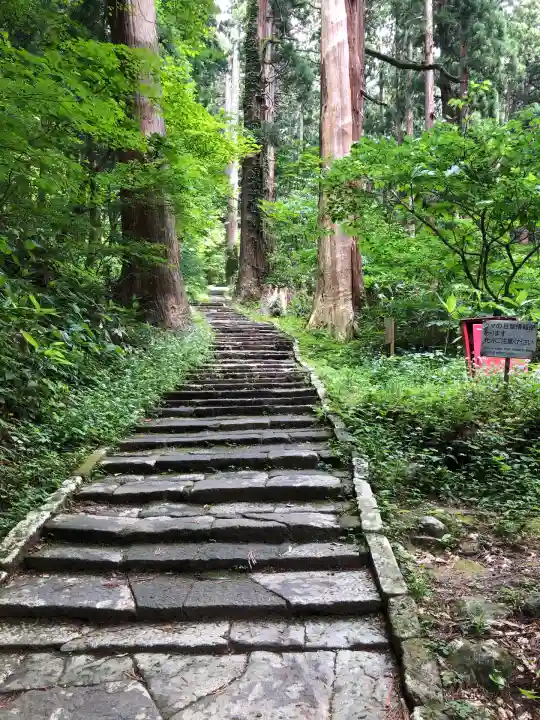 出羽神社(出羽三山神社)~三神合祭殿~(山形県)