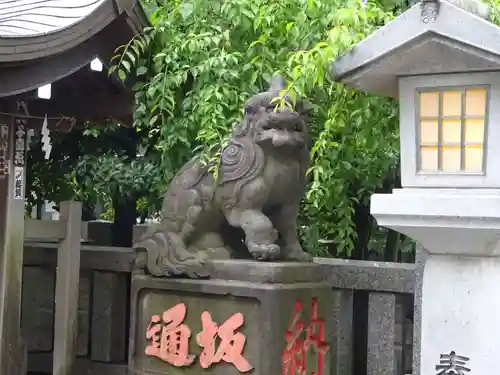 牛天神北野神社の狛犬