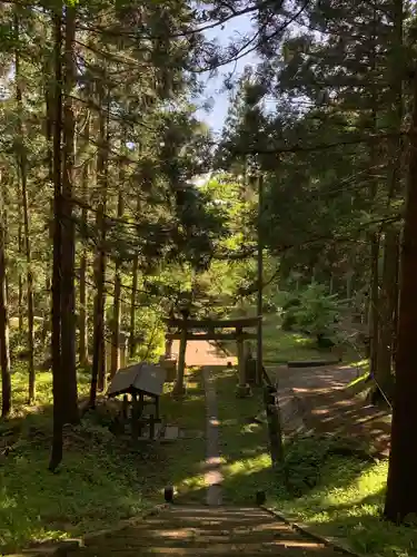 八乙女根尾神社の景色