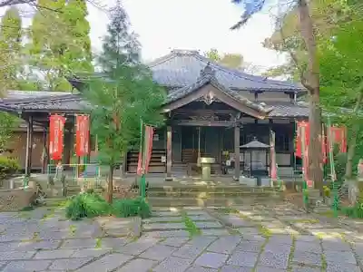 興龍寺の本殿