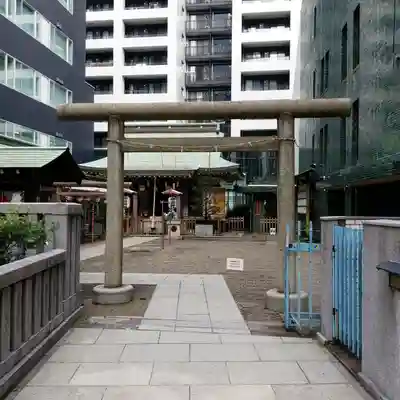 宮益御嶽神社の鳥居