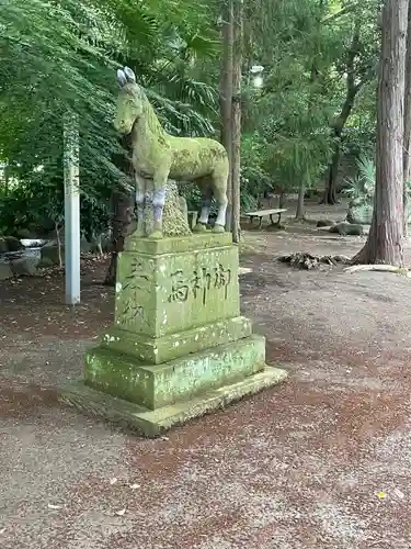 廣瀬神社の像