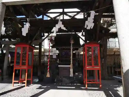 被官稲荷神社の本殿・本堂